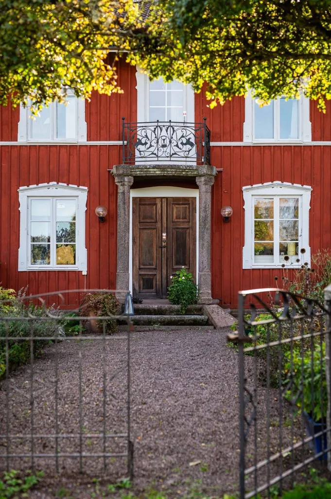 8-toaline maja asukohas Ödeshögs kommun