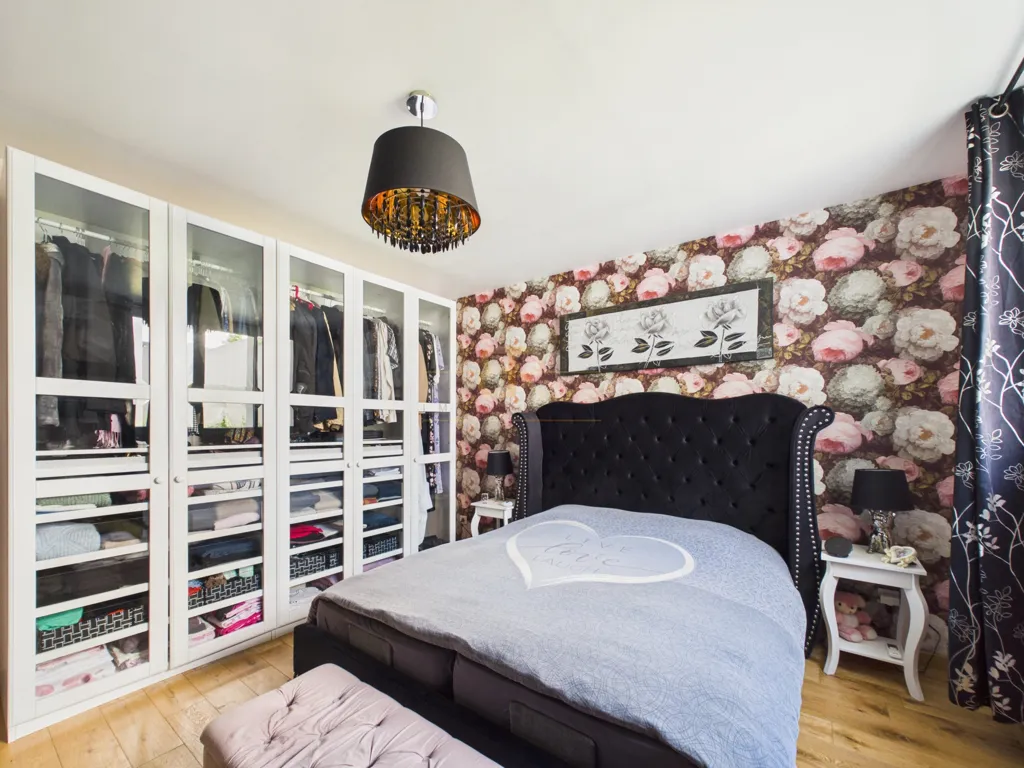 Chambres - Maison avec Terrasse et Jardin à Reims