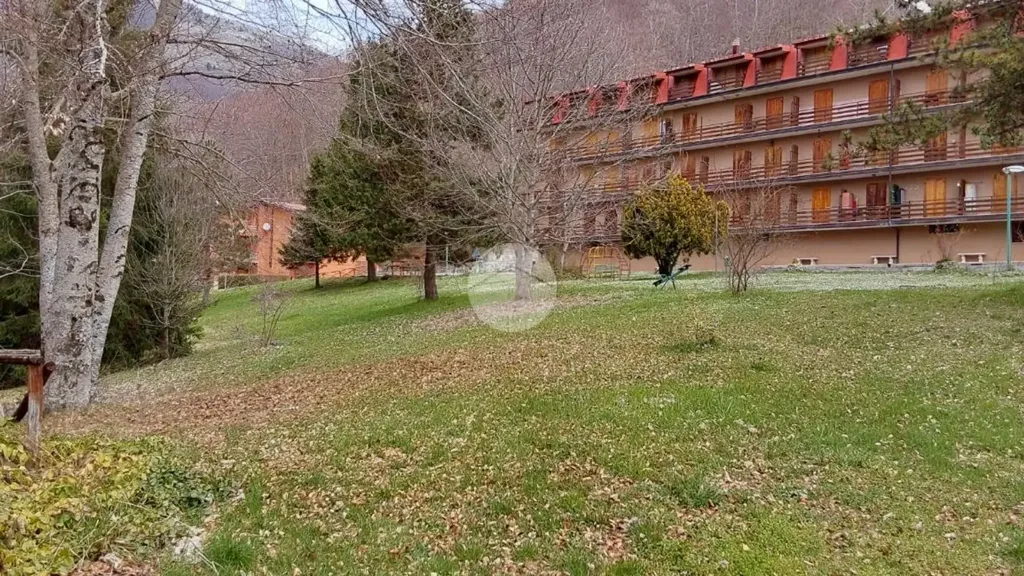 Välivaade - Apartment with Balcony in Filettino