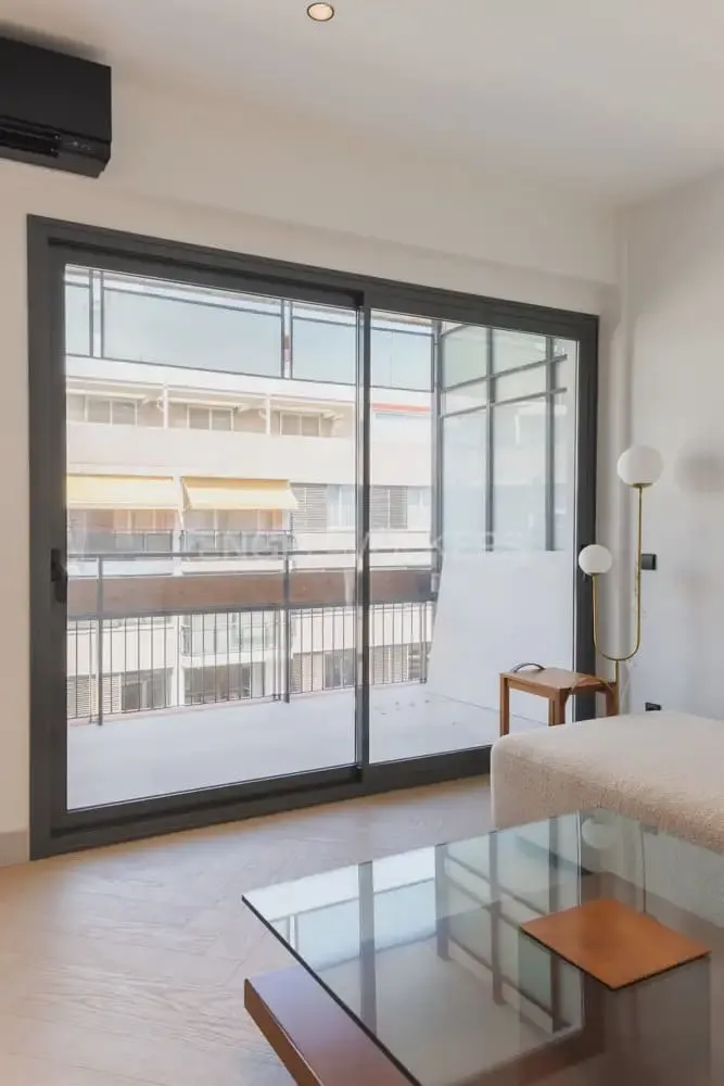 Soggiorno - Renovated Flat with Terrace in Valencia