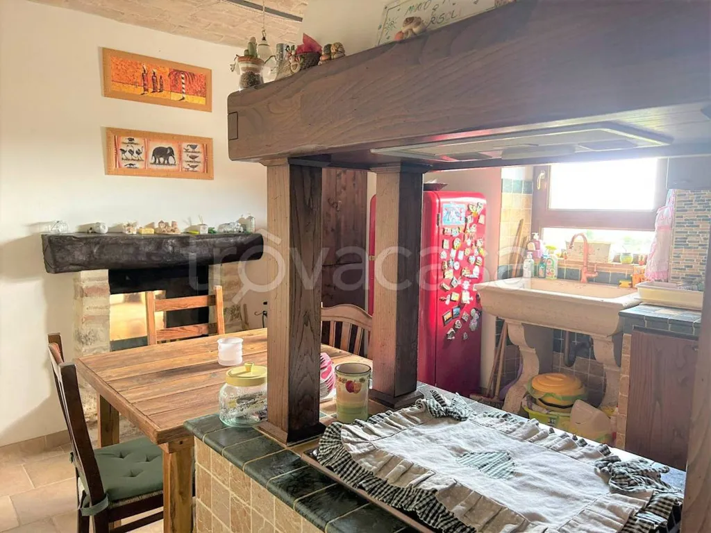 Cuisine - Characterful Apartment with Balcony in Perugia
