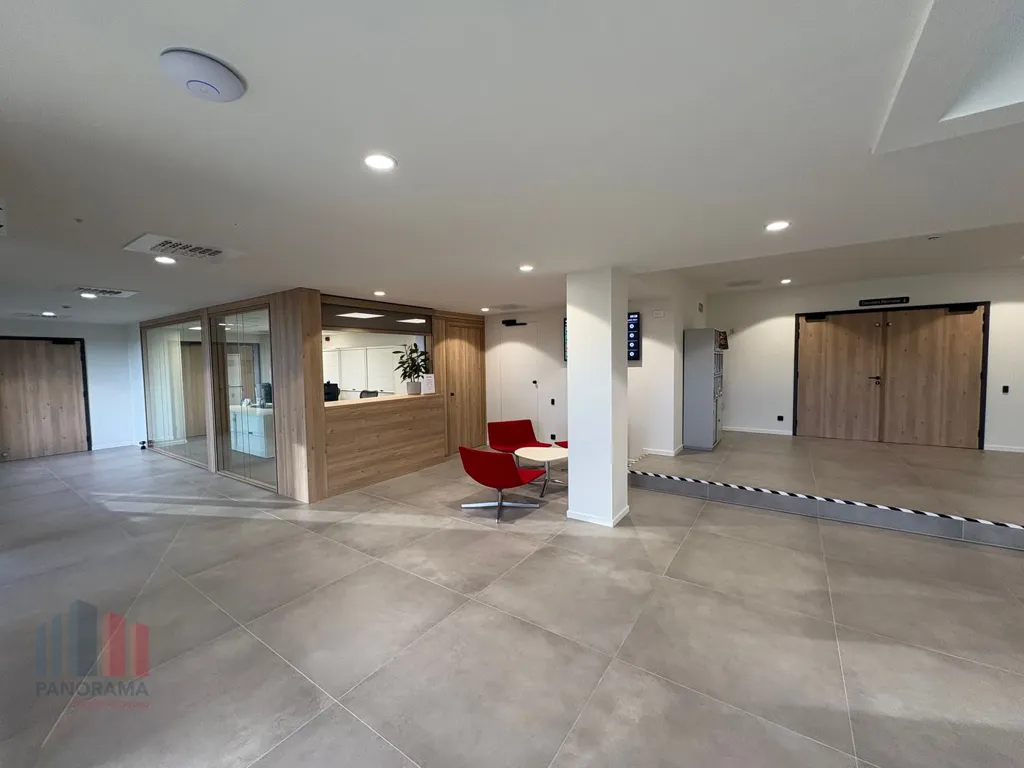 Hallway - Strategically Located Office Space near E40 in Drongen