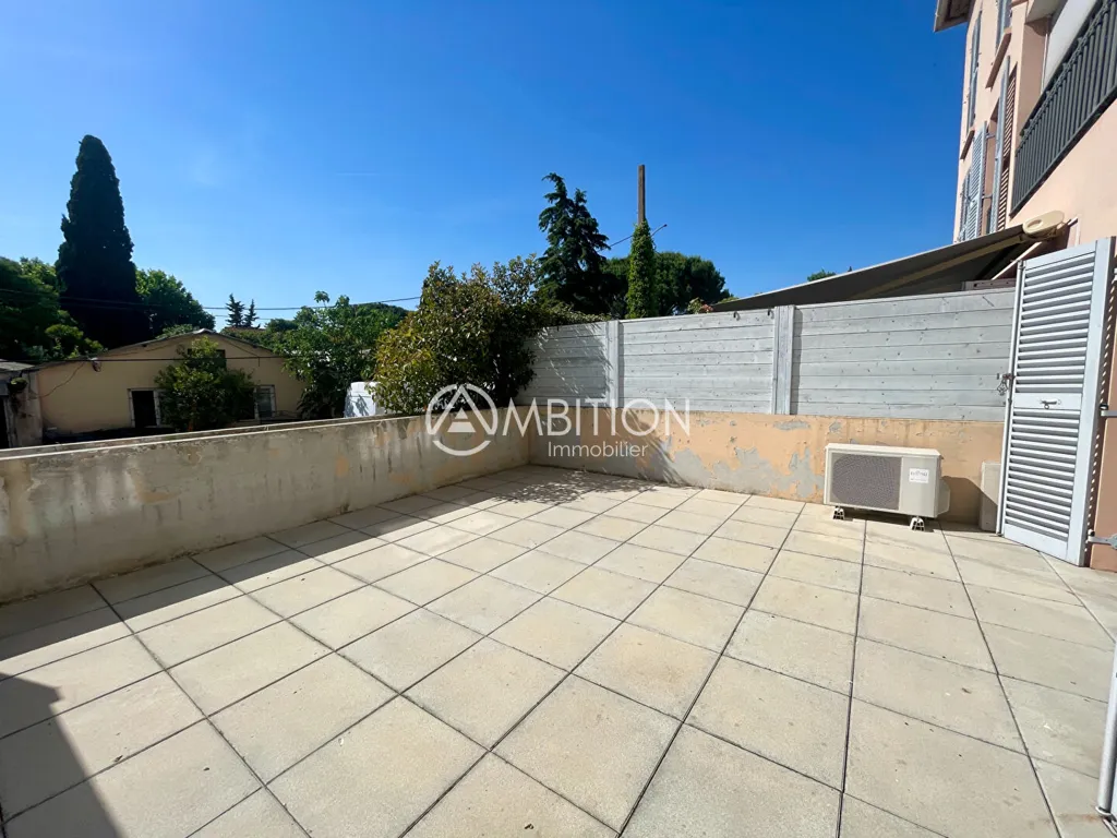 Terrass - 2-Bed Apartment with Terrace in Roquebrune-sur-Argens
