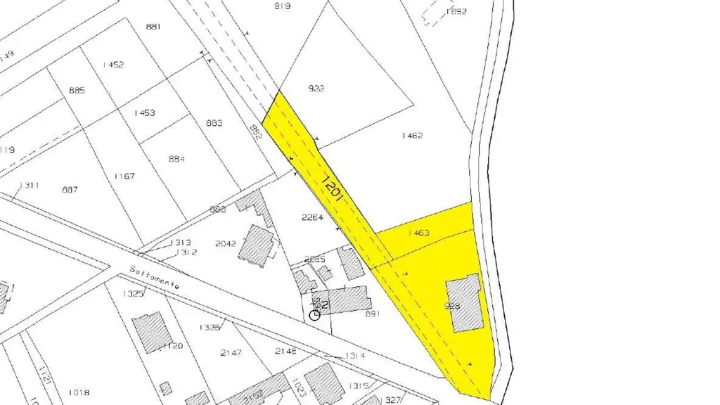 Villa with Garden in Capannori
