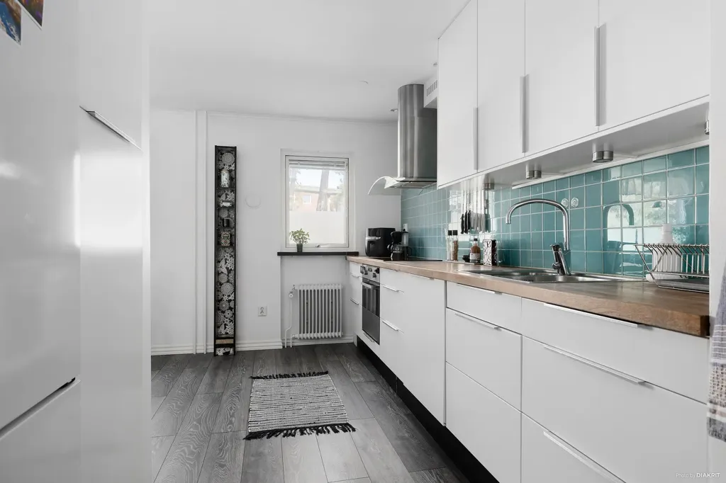 Cucina - Modern Flat with Balcony in Hjortmossen