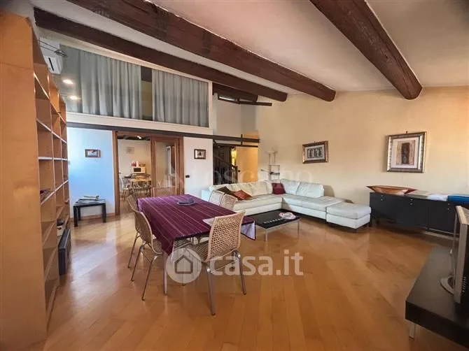 Séjour - Two-Level Apartment with Parking in Verona Centre