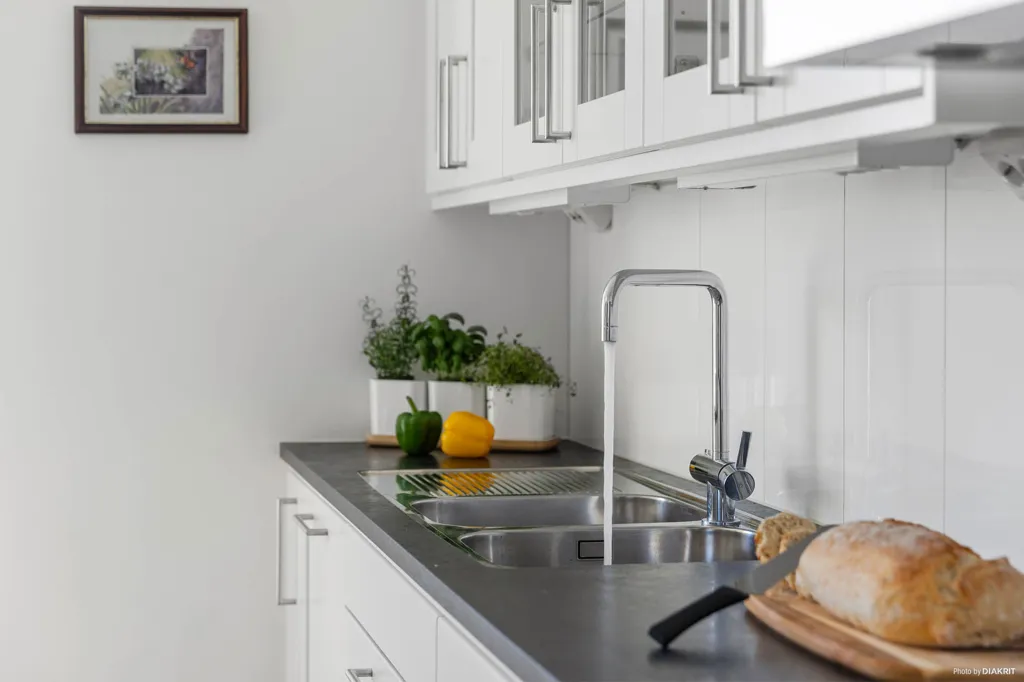 Cucina - Modern Apartment with Panoramic View in Kista Tower