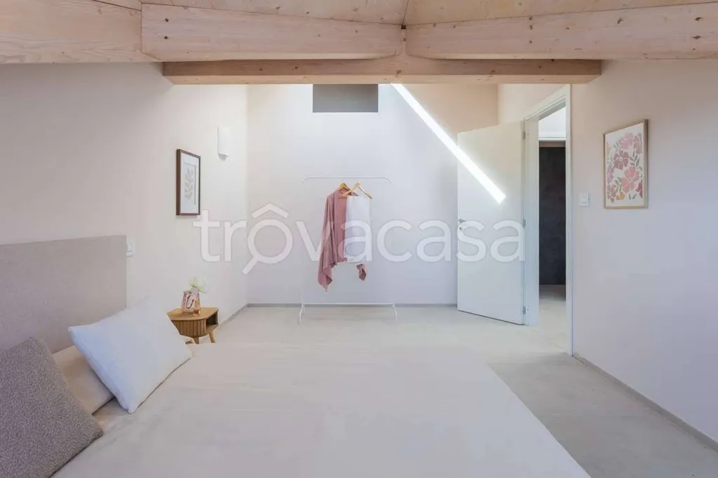 Chambres - Mansard Apartment with Lift in Busca