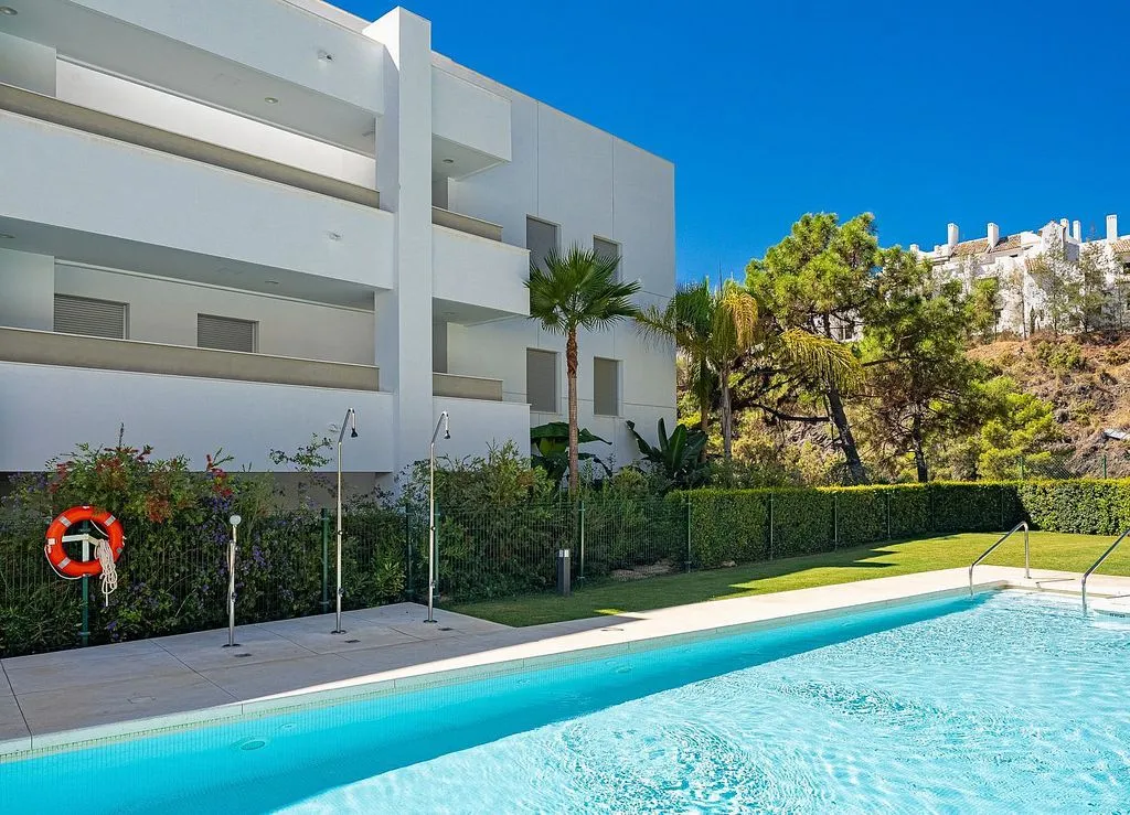 Piscine - Apartment with Pool and Terrace in Benahavís