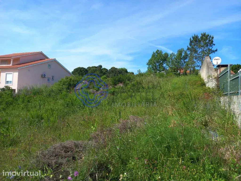Aed - Construction Plot with Two Levels in Tomar