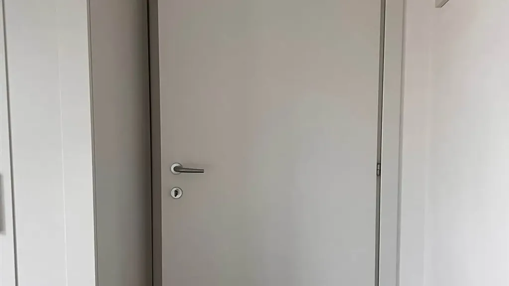 hallway_entrance