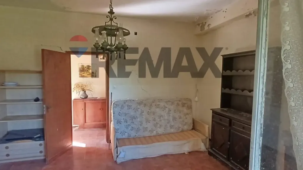 Séjour - Villa to Renovate with Garden in Augusta