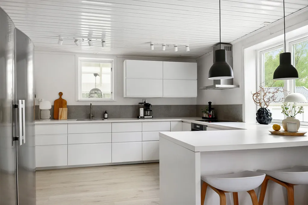 Cuisine - Charming 1½-Storey Villa with Pool in Långhult