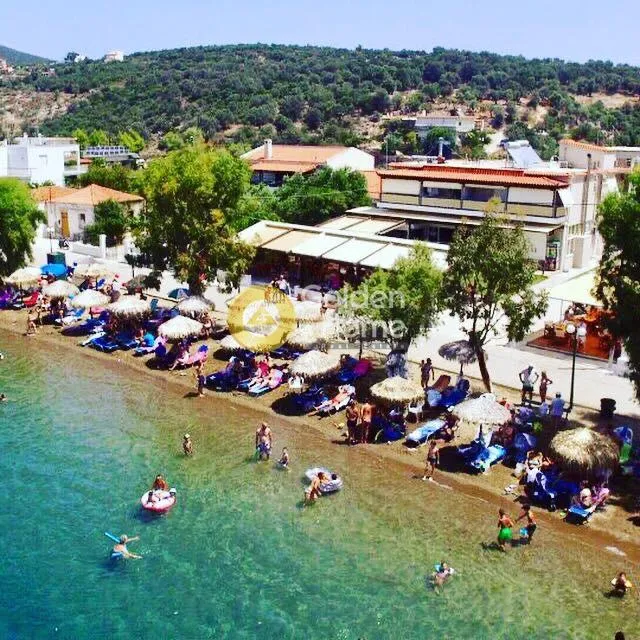 Restaurant with Seafront in Almyropotamos