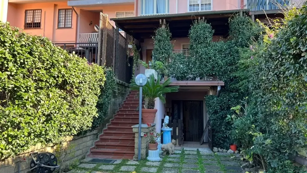 Rooms - Detached Villa with Garden in Cerveteri