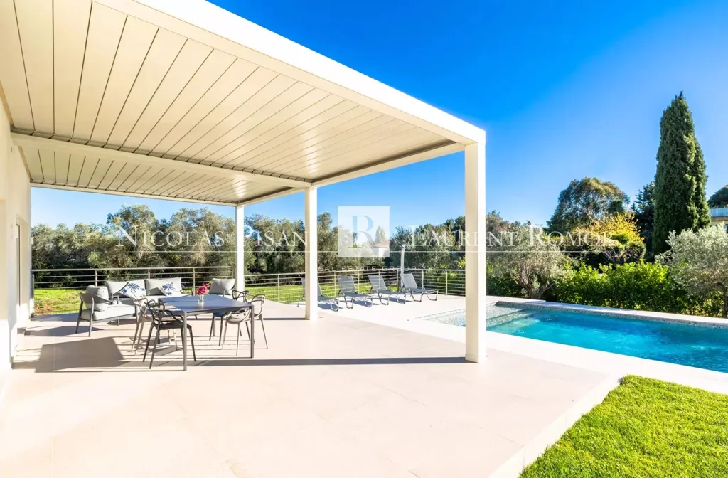 Bassein - Renovated Villa with Pool in Villefranche-sur-Mer
