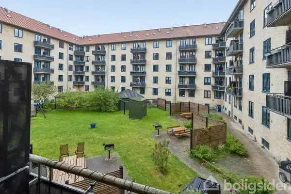 Jardin - 1-Bed Flat with West-Facing Balcony in Valby