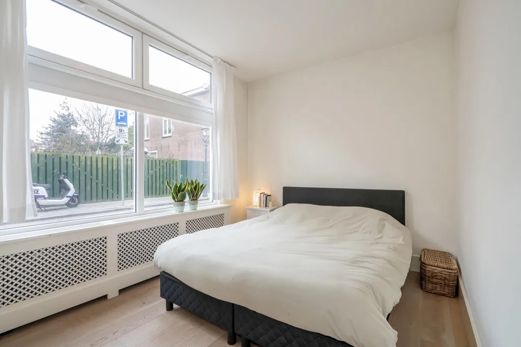 Chambres - Ground-Floor Apartment with Basement in Scheveningen-Dorp