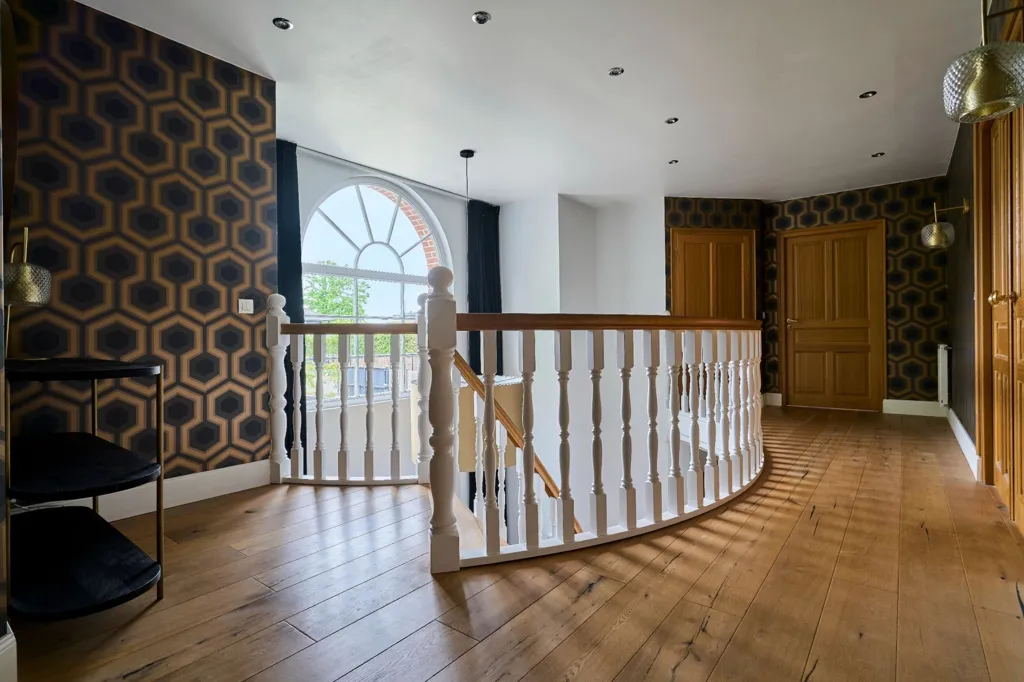 Rooms - Luxury House with Private Pool in Mouvaux