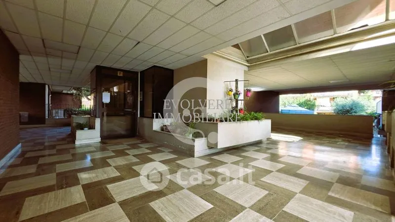Entrée - Three-Bedroom Apartment with Balcony in Rome