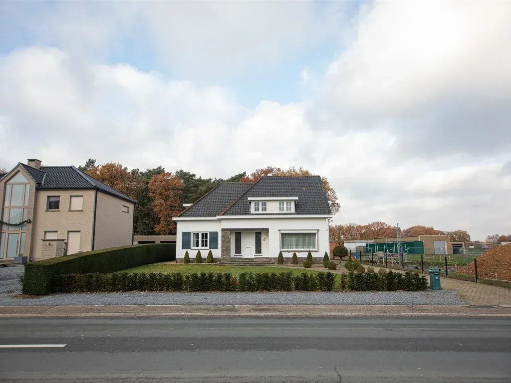 Välivaade - Characterful House with Private Garden in Opglabbeek