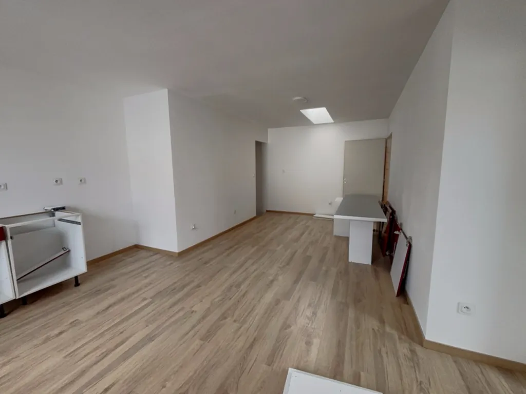Séjour - Immeuble Professionnel avec Vitrine à Longuenesse