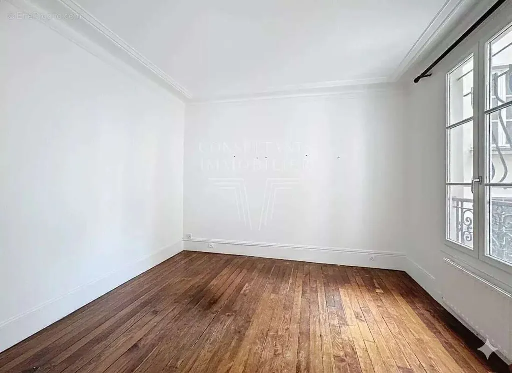 Stanze - Two-Bedroom Flat with View in Saint-Germain-des-Prés