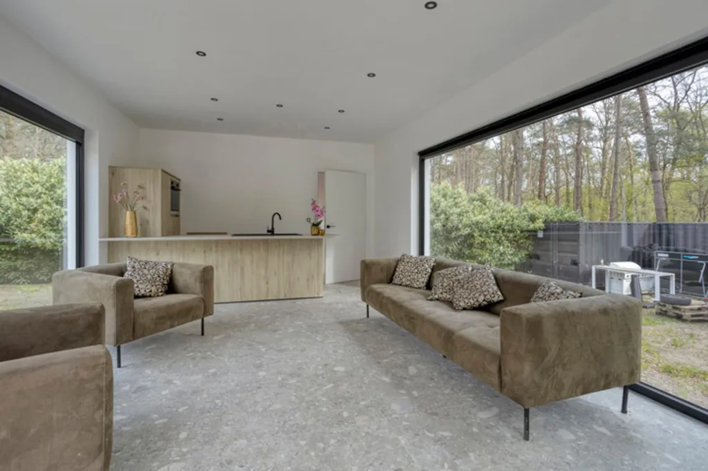 Soggiorno - Villa with Pool and Office in Grobbendonk