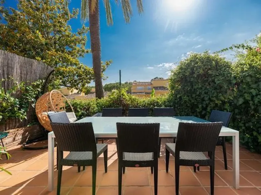 Terrazza - Charming Adosado with Pool in Marbella Centre