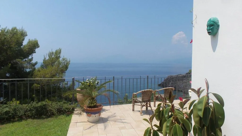 Terrace - Villa with Seafront Access in Maratea