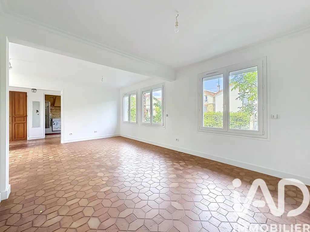 Elutuba - House with Large Garden in Ermont
