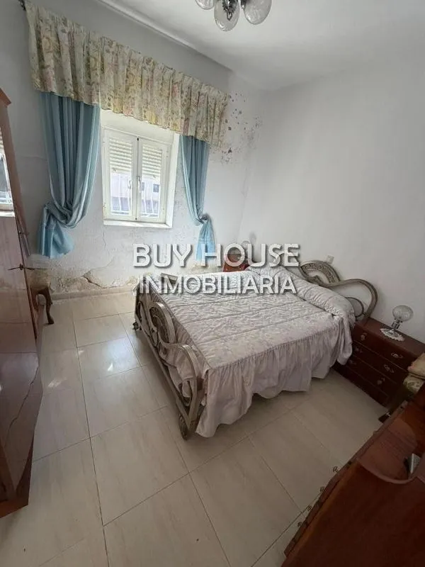 Chambres - Semi-detached House with Garage in Yeles