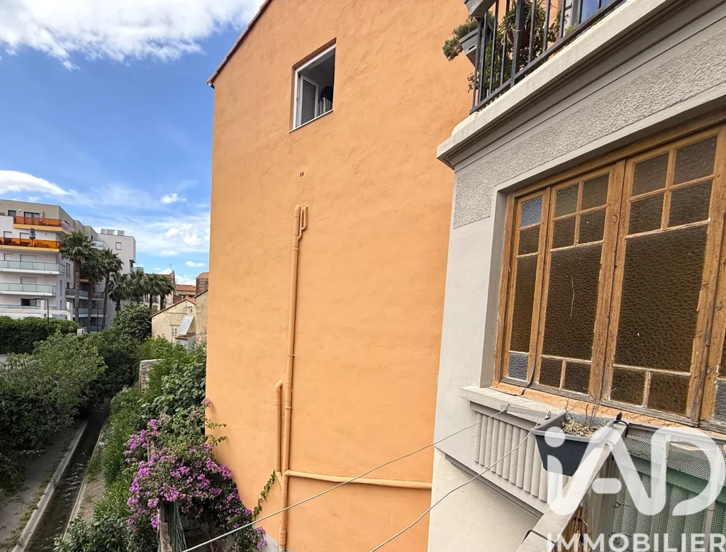 Rõdu - 3-Bedroom Apartment with Balcony in Perpignan Centre