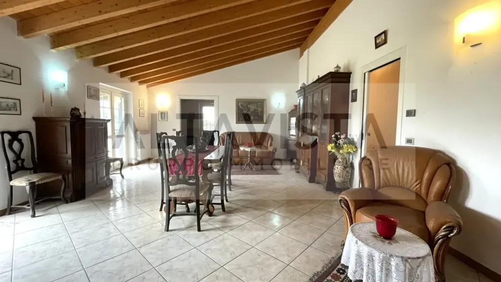Sala da pranzo - Duplex Villa with Pool in Flero