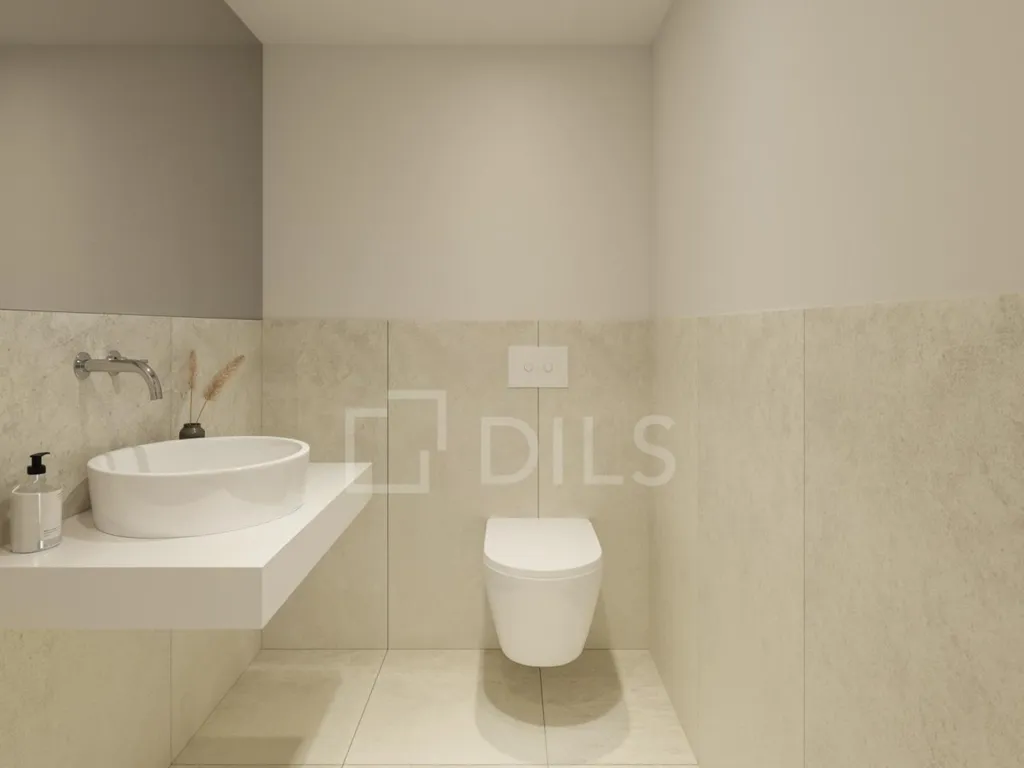 Vannitoad - Studio with Outdoor Space in Porto City Centre