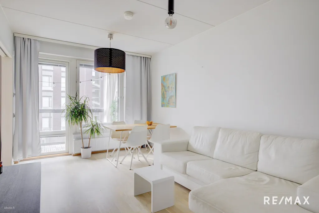 Elutuba - 3/5-Bedroom Apartment with Sauna in Espoo