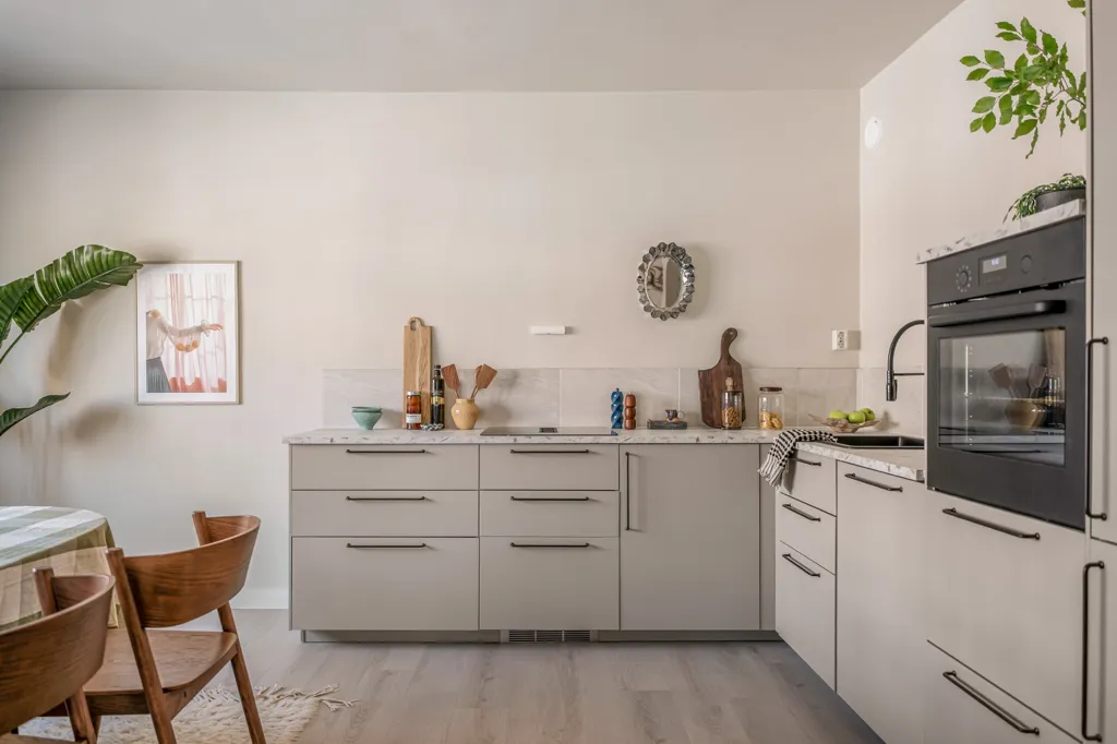 Cuisine - Modernised Corner Flat with Central Location in Oslo