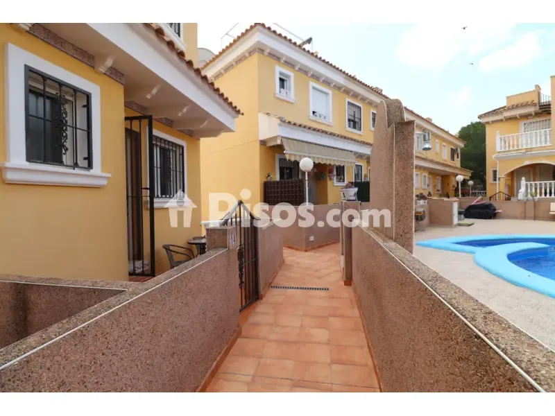 Bassein - East-Facing Semi-Detached House with Pool in Algorfa