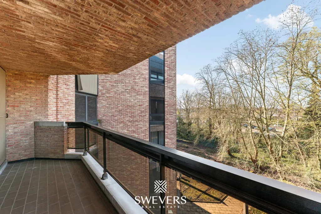 Balcony - Apartment with Balcony in Hasselt