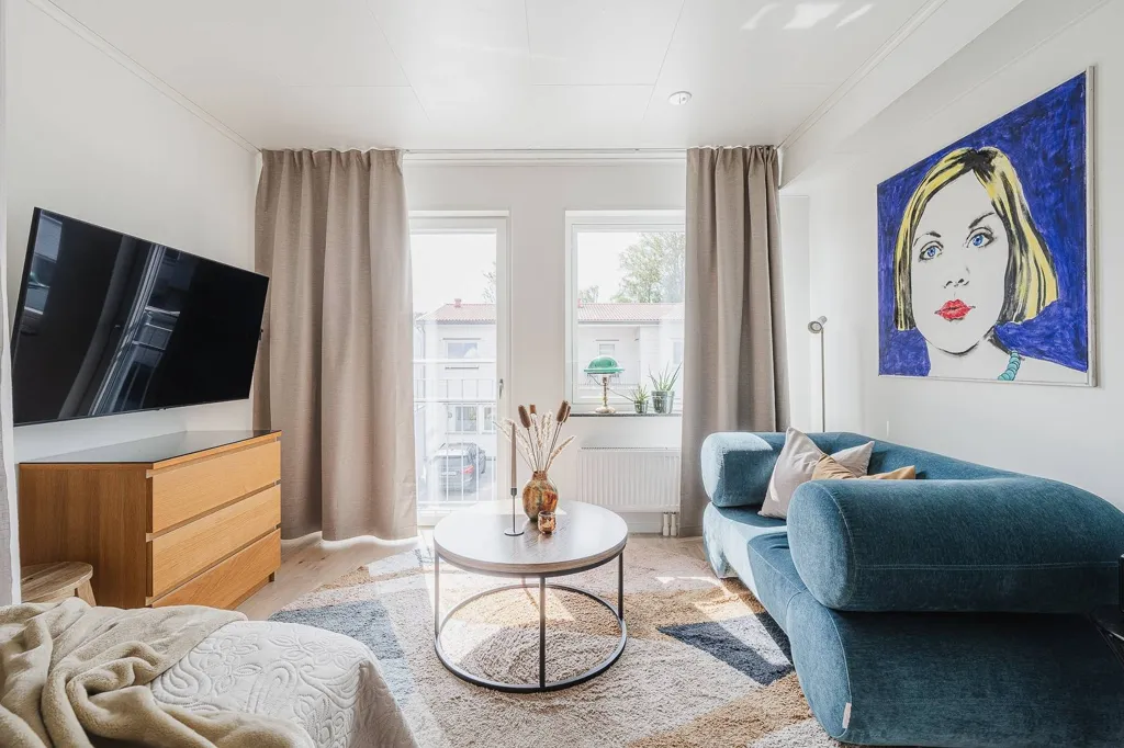 Living Room - Modern Flat with Garden in Old Bålsta