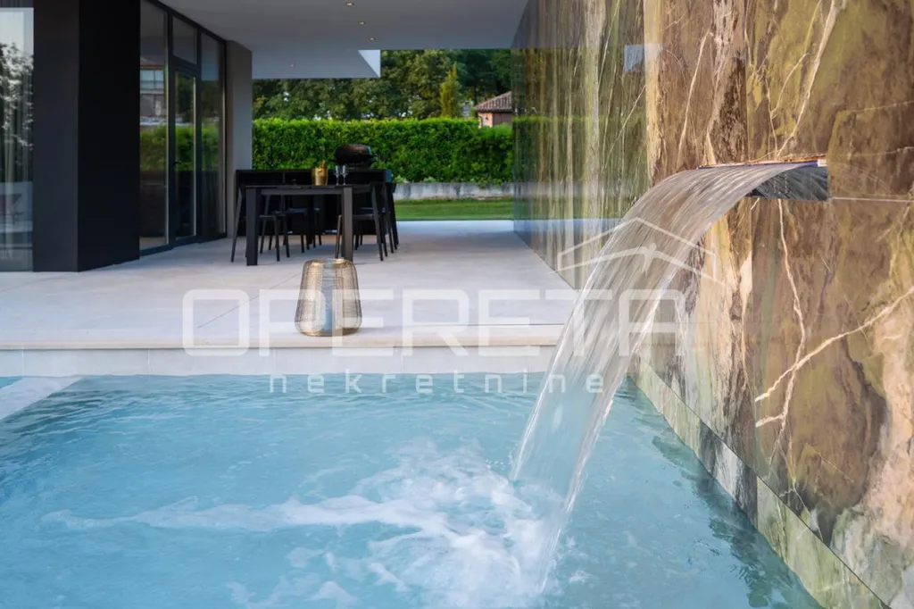 Bassein - Designer Villa with Infinity Pool near Grožnjan