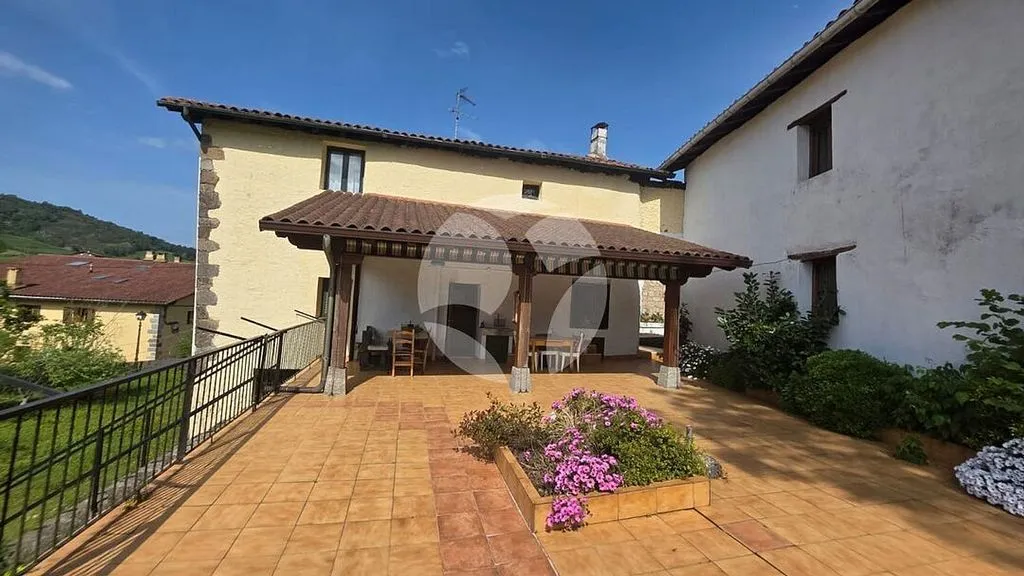 Terrass - Chalet with Terrace in Asteasu