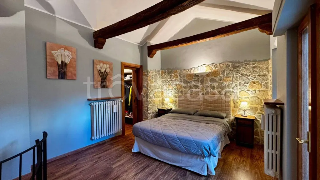 Chambres - Rustic-Style Apartment with Balcony in Bardonecchia