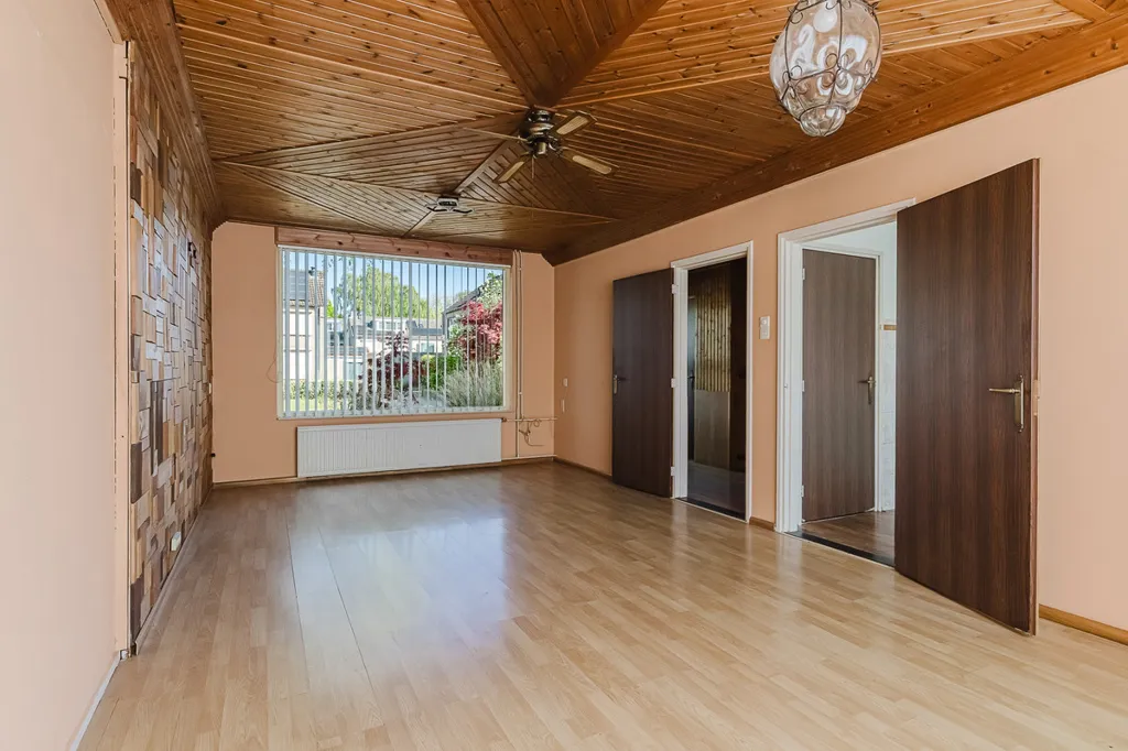 Rooms - Twin-Storey House with Garage in Zundert