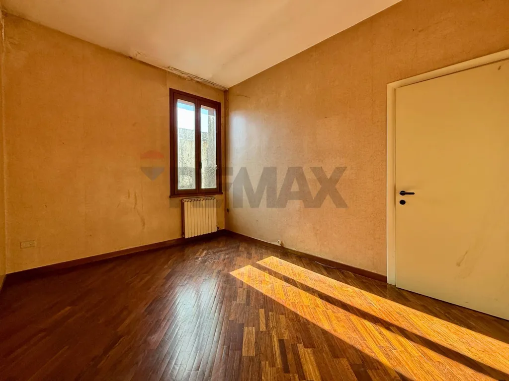 Pièces - Restaurant with Apartment in Cremona's Migliaro