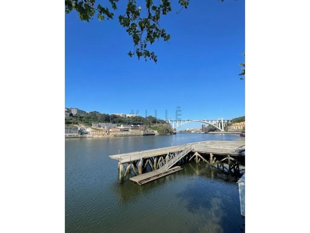 Luxury Duplex with River View in Porto