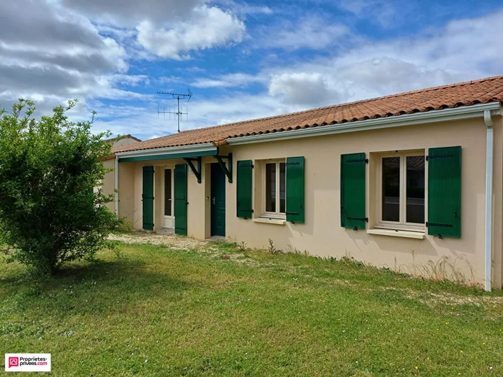 Välivaade - Single-Storey House with Garden in Vouillé Centre