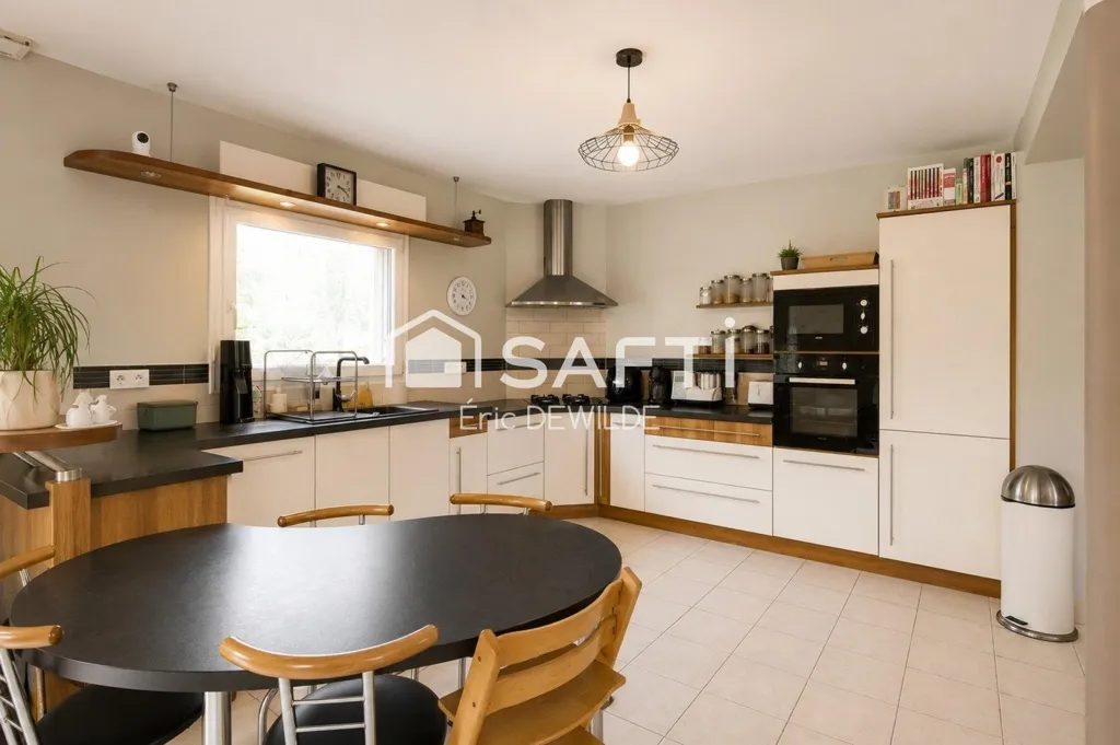 Cucina - Contemporary House with Garden between Ducey and Avranches