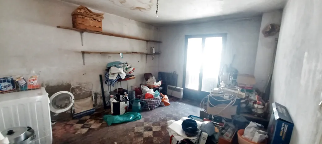 Buanderie - Maison de Village à Rénover avec Sous-Sol à Claix
