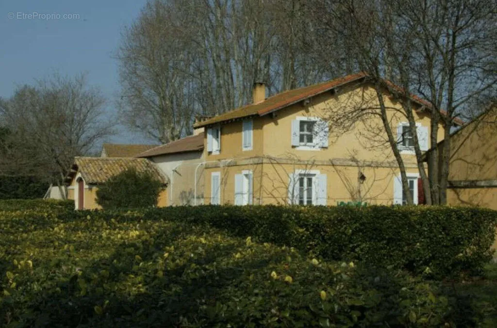 Extérieur - Domaine Mas de Bellombre avec Piscine en Provence